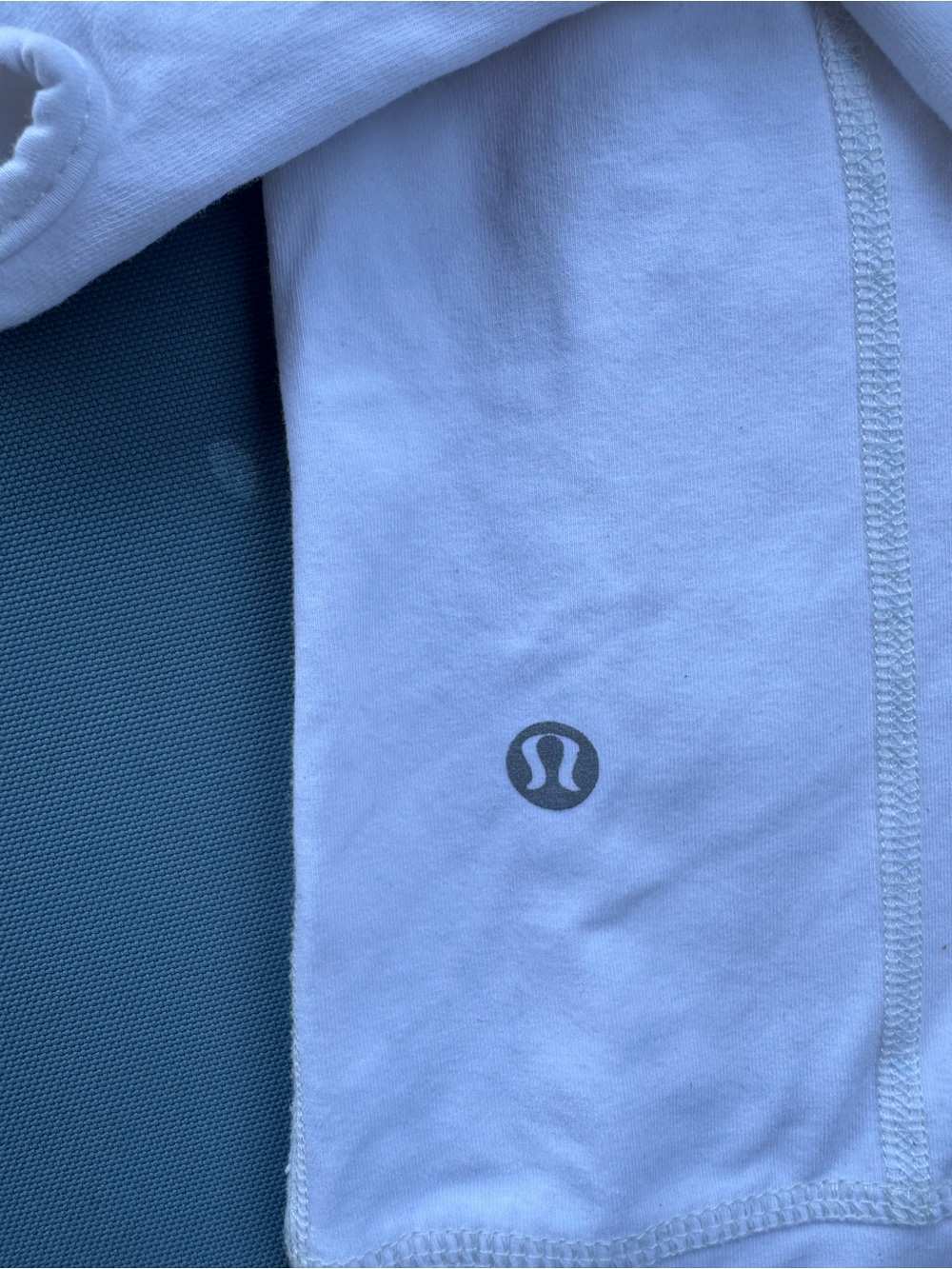 Lululemon In Stride Full Zip Hoodie Jacket White Silver Approx Size M - Picture 3 of 6